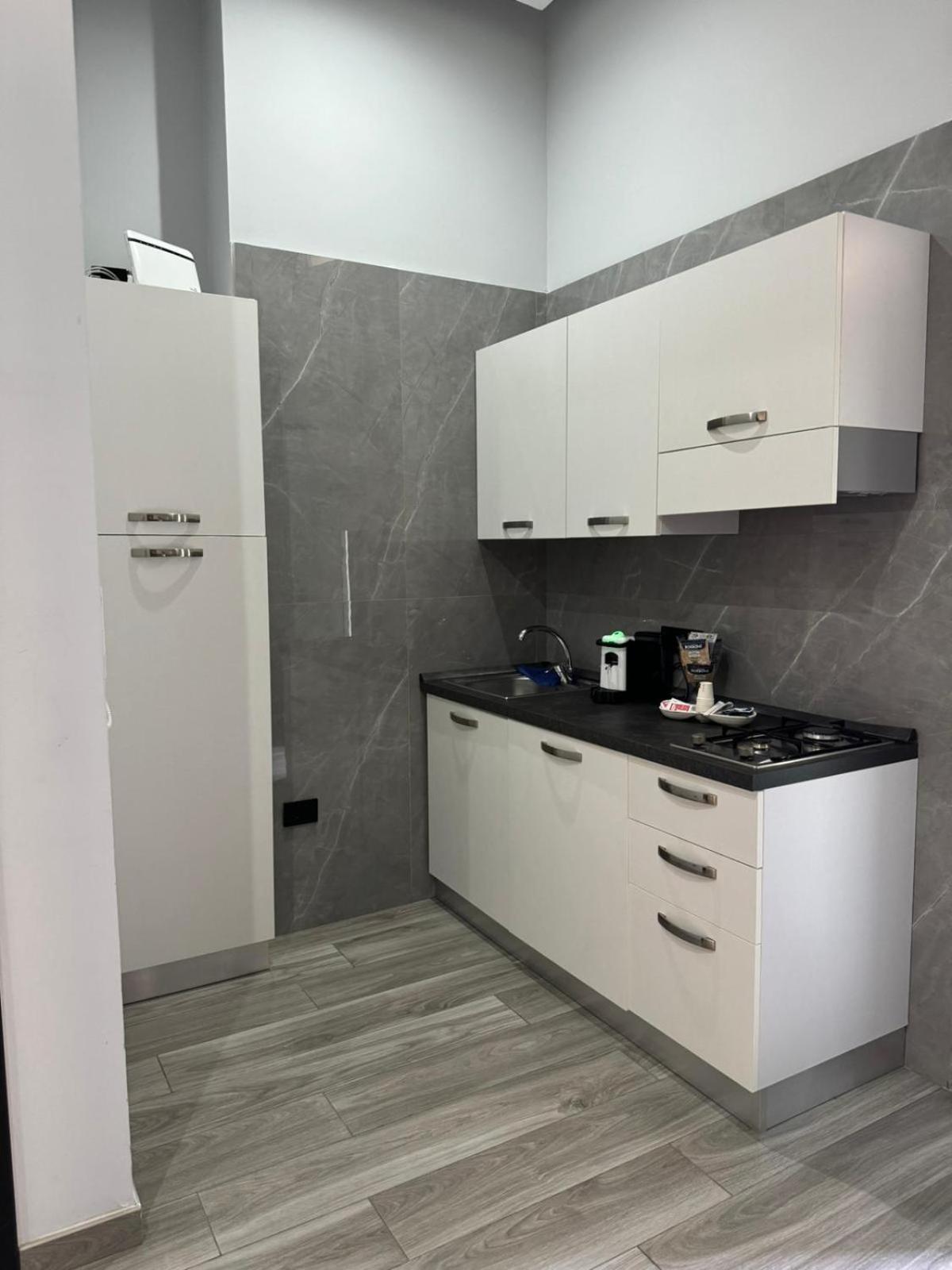 Giovi'S Appartaments Castellammare di Stabia Esterno foto