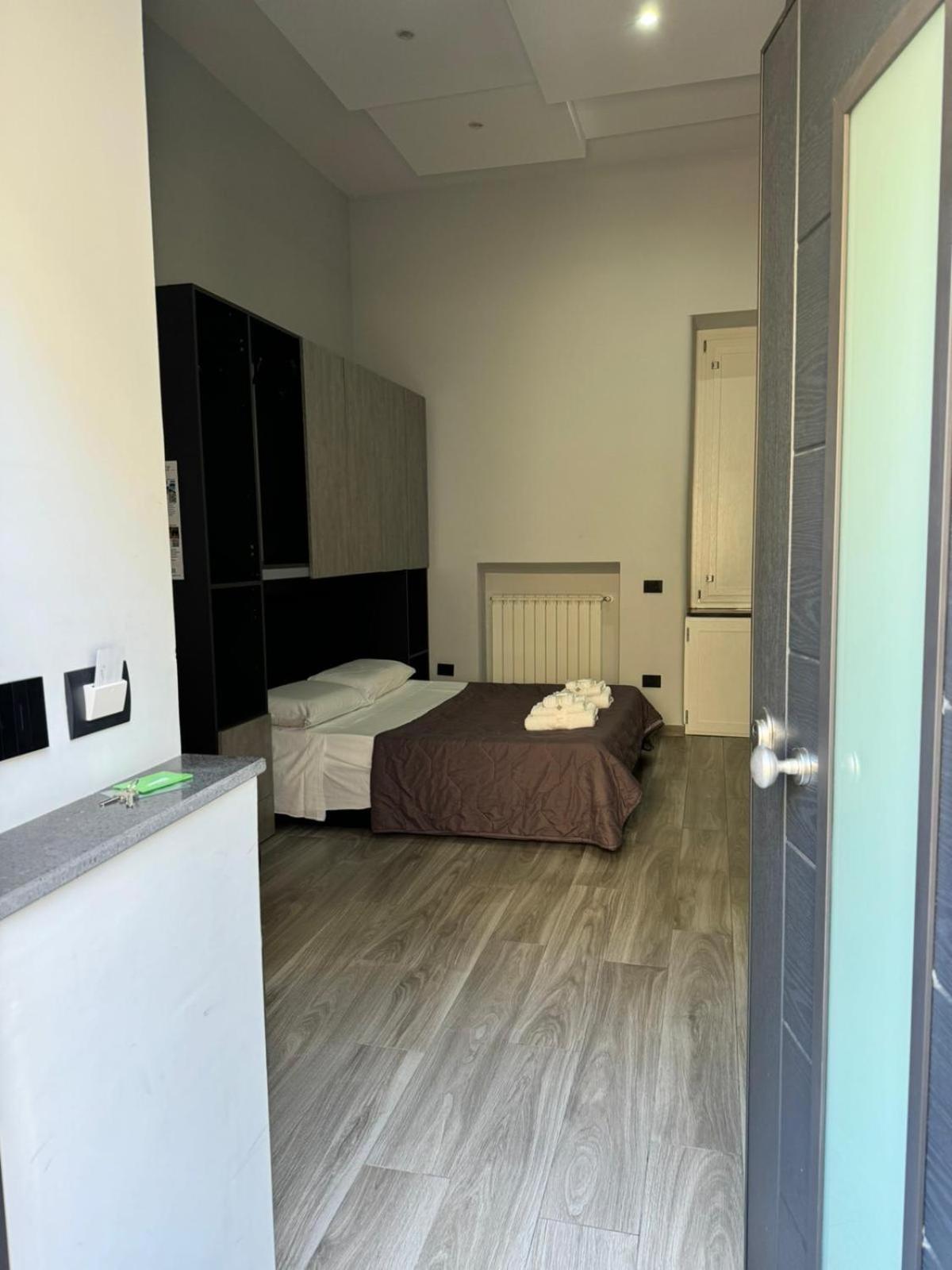 Giovi'S Appartaments Castellammare di Stabia Esterno foto